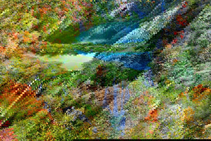 PLITVICE LAKES NATIONAL PARK FALL BEST PHOTO